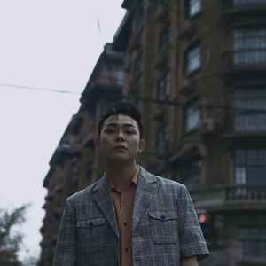 三角裤阴部鼓起图片大全
